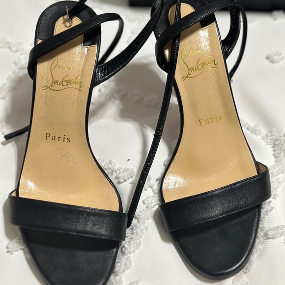 Louboutin heels - Picture 1 of 4